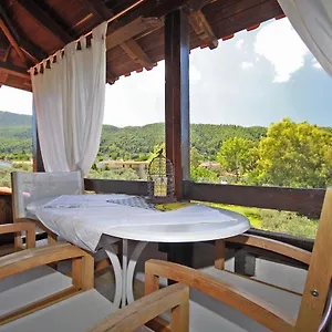villa-angela-vourvourou.hotelschalkidiki.net/