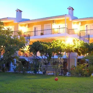 odyssia-apartments.kefaloniahotels.net/